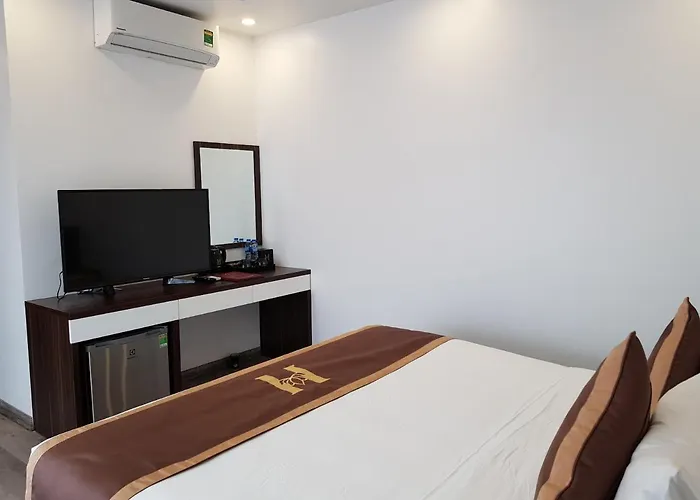 Khách sạn Helen Hạ Long