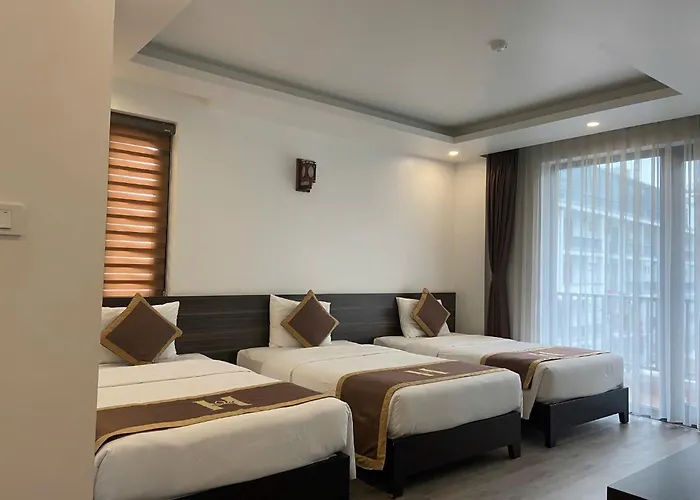 Khách sạn Helen 3*