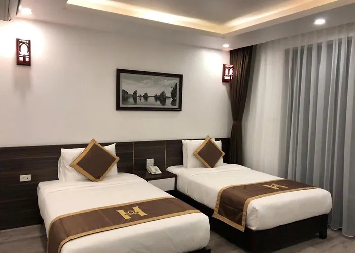 Khách sạn Helen Hạ Long