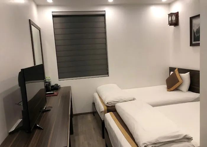 Helen 3* Hạ Long