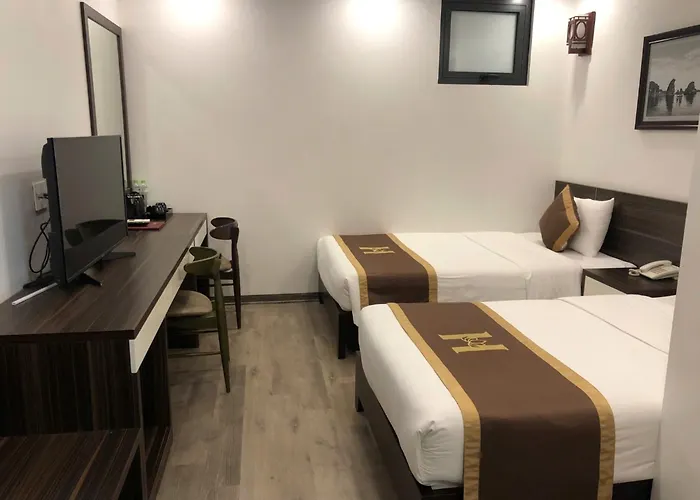 Khách sạn Helen Hạ Long