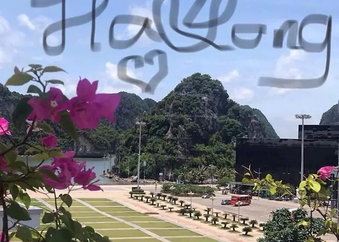 Khách sạn Helen