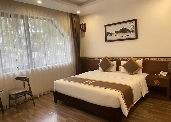 Helen Khách sạn 3*