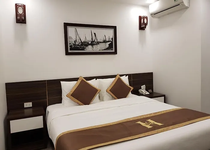 Khách sạn Helen 3*